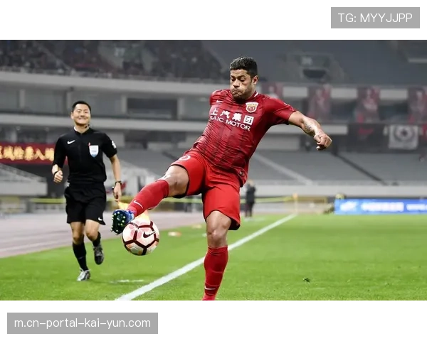 亚特兰大3-4-2-1体系受挫 防线空档被大黄蜂利用