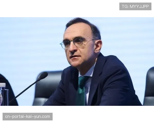 乌戈心理调适与角色重塑策略 差异化激活状态起伏球员信心